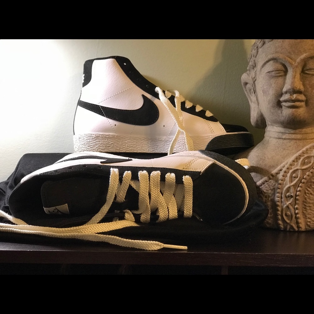 NIKE BLAZERS VINTAGE MID 2009 release BRAND NEW